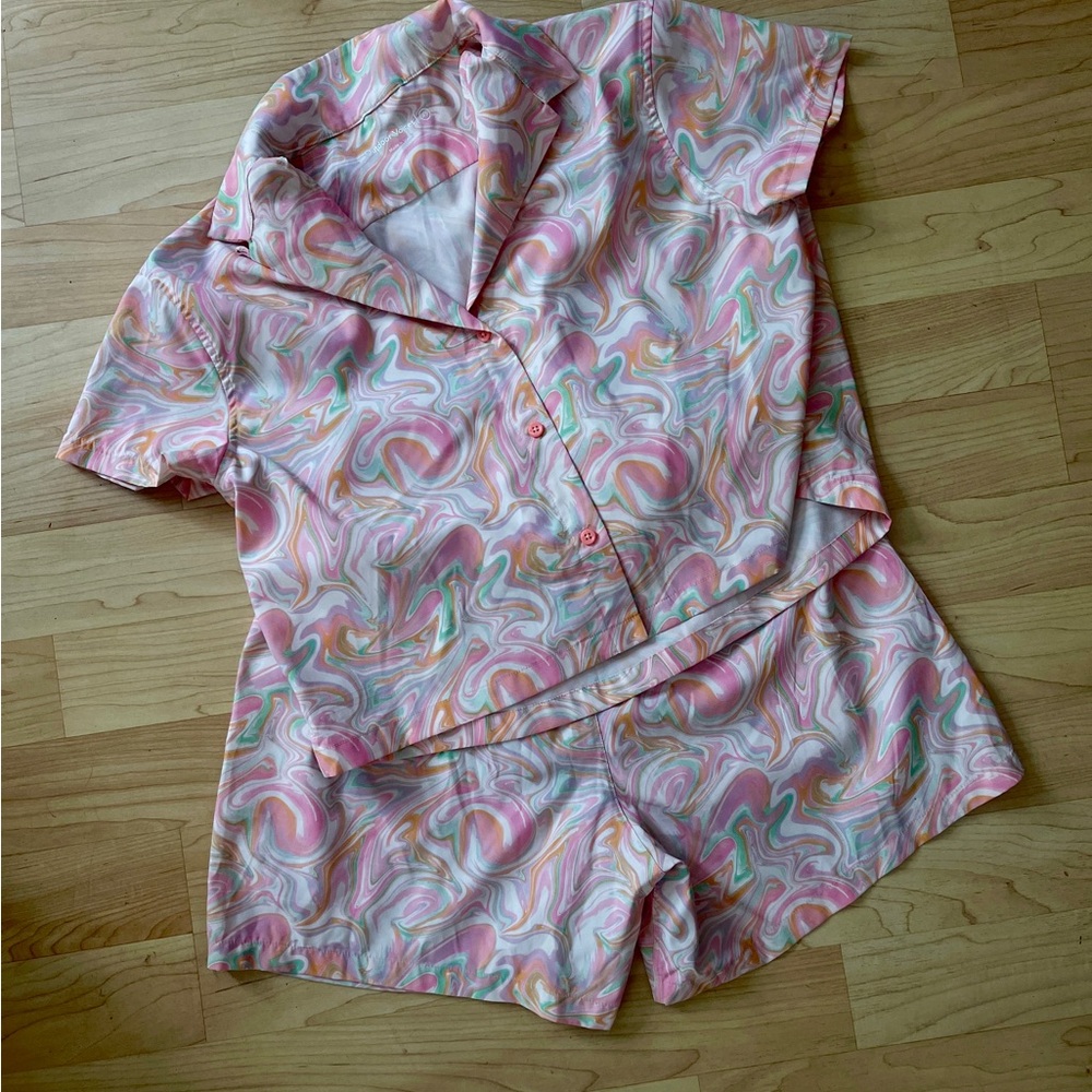 Outdoor Voices SolarCool Tourist Top & Shorts SM